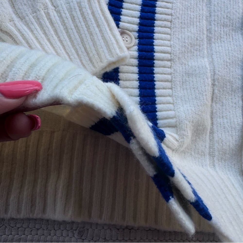 PINK VS Varsity Cardigan XL Cream Blue Stripe Preppy Cozy NWT - Picture 3 of 9
